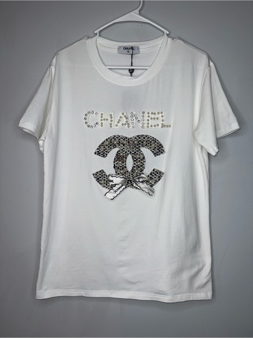 Women’s embellished t-shirt
